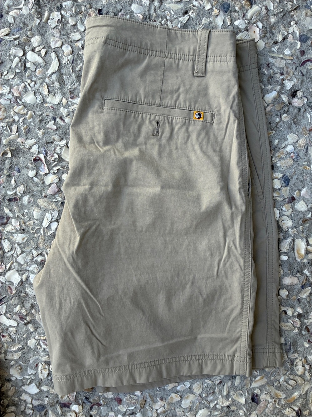 Duck Head Khaki Harbor Performance Men’s Shorts - size 33; 8 inch inseam